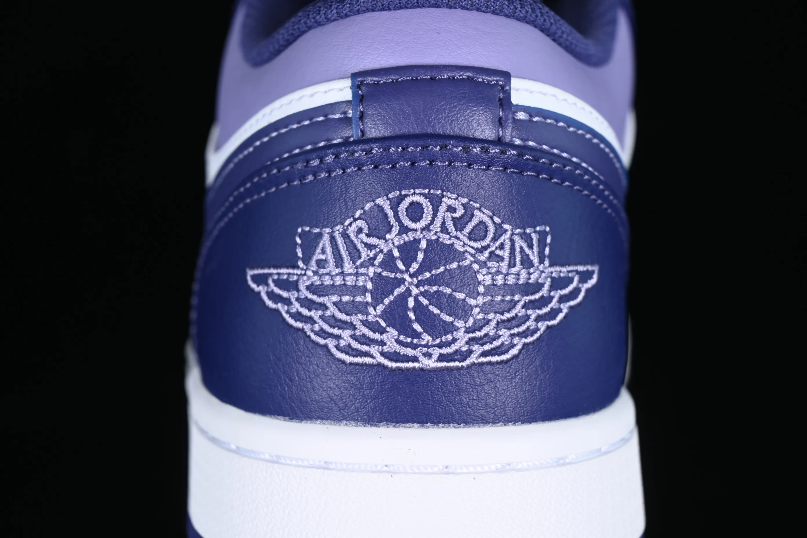 All categories Air Jordan Jordan series basketball shoes Air Jordan 1 Low G version pure original Air Jordan 1 Low AJ1 Joe 1 white and purple low-top cultural casual sneakers 553558-515